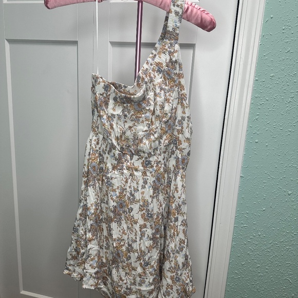 Abercrombie & Fitch Floral Mini dress Cream Blue, one shoulder small spring chic - Picture 3 of 4